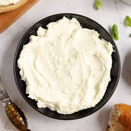 Cream cheese plate