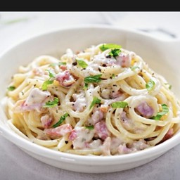 Creamy spaghetti chicken ham