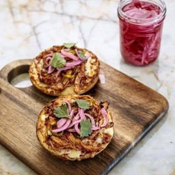 Chicken shawamar bagel pizza