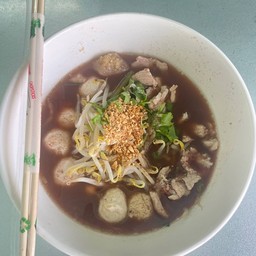 เตี๋ยวเฮียกวางสาขาเลย เลย