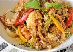 ปูนิ่มผัดผงกะหรี่ (M)