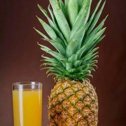 Fresh pineapple juice น้ำสับปะรด