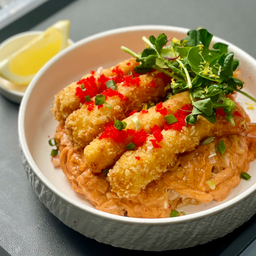 ข้าวหน้ากุ้งกรอบ ซอสมันกุ้ง