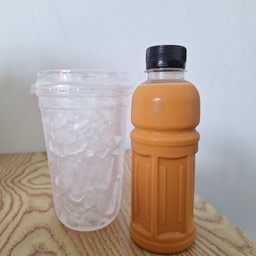 ชาไทย + ฟรีน้ำแข็ง