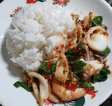 ข้าวกะเพรารวมมิตร