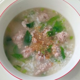 ข้าวต้มหมูสับ