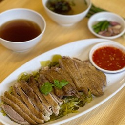 เป็ดพะโล้จาน