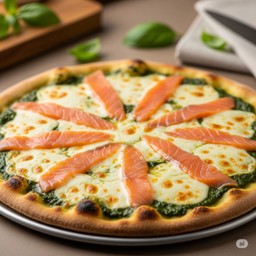 Smoke salmon pesto pizza