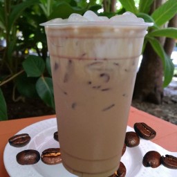 แฟมมิลี่ คอฟฟี่ เย็น