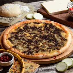 Australian Beef & Truffle (11")