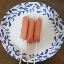 ไส้กรอกหนังกรอบ (แฟรงค์ไก่รมควัน)