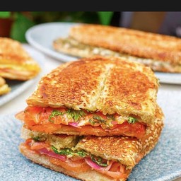 Mozzarella smoke salmon panini