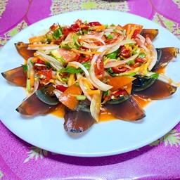 ยำไข่เยี่ยวม้า