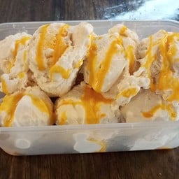 ไอติมมหาชัยไข่แข็ง 500 กรัมเลือกท็อปปิ้งฟรี 2 อย่าง