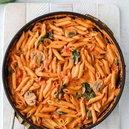 Penne rose mushrooms