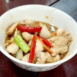 ไก่ผัดขิง