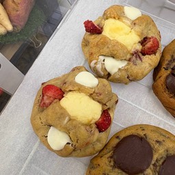 ซอฟคุกกี้สตอเบอร์รี่ครีมชีส