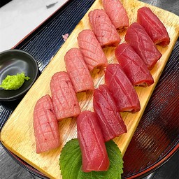 ฮอนมะกุโระ 12 คำ (อะกะมิ6 จุโทโร่6)