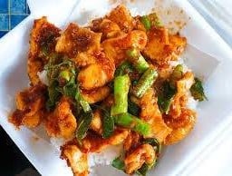 ข้าวราดผัดพริกแกงไก่