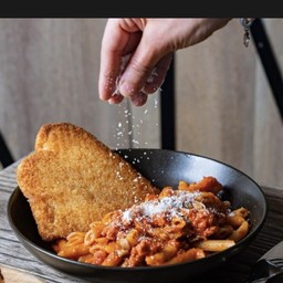 Penne rose chicken schnitzel