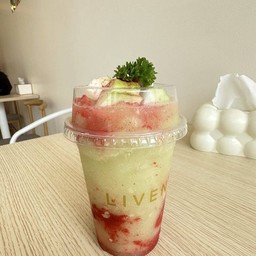 น้ำฝรั่งบ๊วยสมูตตี้