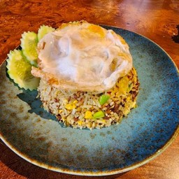 ข้าวผัดไส้อั่ว