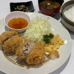 หมูบดผสมใบโอบะ Ohba Menchi Katsu set 大葉