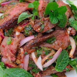 น้ำตกเนื้อ