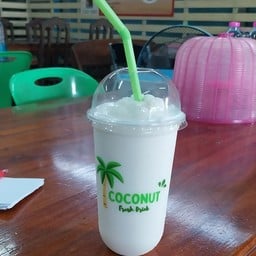 ปั่นหอม(มะพร้าวปั่นนมสด)