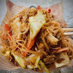 ผัดหมี่ขาว