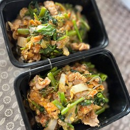 สุกี้แห้งหมู