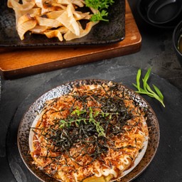 พิซซ่าญี่ปุ่น