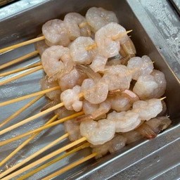 กุ้งเสียบไม้ทั้งตัว