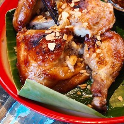 ไก่ย่างสมุนไพรครึ่งตัว