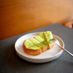 ขนมปังสังขยาใบเตย ( Pandan custard toast)