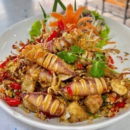 หมึกไข่ผัดพริกเกลือ