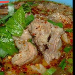 ต้มแซ่บเนื้อเครื่องใน+เนื้อ