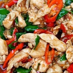 ข้าวหน้ากระเพราไก่