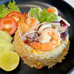 ข้าวผัดทะเล