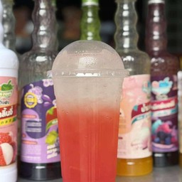 ร้านน้องฉ่ำ (สตอเบอร์รี่โยเกิร์ต)