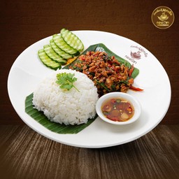 ข้าวกระเพราไก่