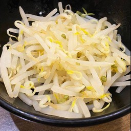 ร้านลับโคตรอร่อย(หา 3 วันยังไม่เจอ) หน้าหมู่บ้านมิลาโน่ทาวน์