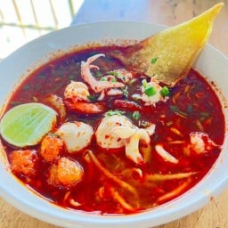 ก๊วยเตี๋ยวบ้านครูเอื้อน ซอยพัฒนา