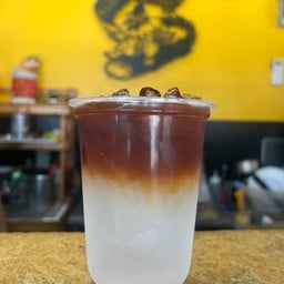 น้ำมะพร้าวชาไทย