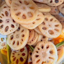 รากบัวล้วน (เลือกน้ำทานคู่)