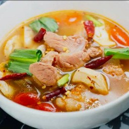 ต้มแซ่บกระดูกหมู+เนื้อหมู