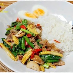 ผัดขี้เมาราดข้าว