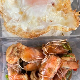 กระเพรากุ้ง