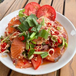 ยำมิตรรัก