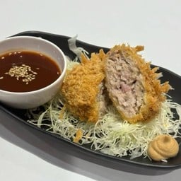 หมูบดคัตสึ (ขนาดครึ่งนึง) Menchi katsu (Half)